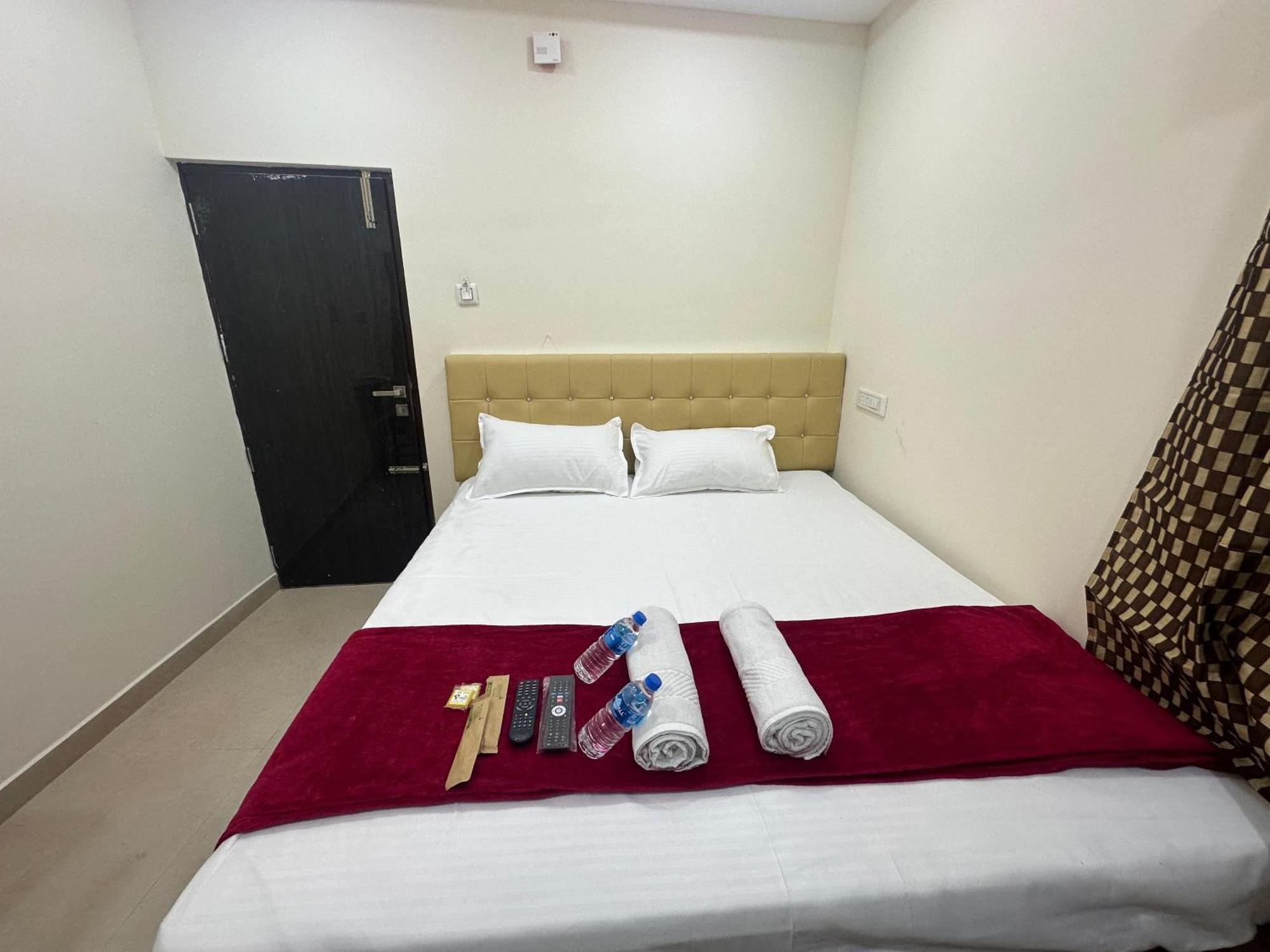 Mahadeepam Residency Villa Tiruvannāmalai Eksteriør bilde