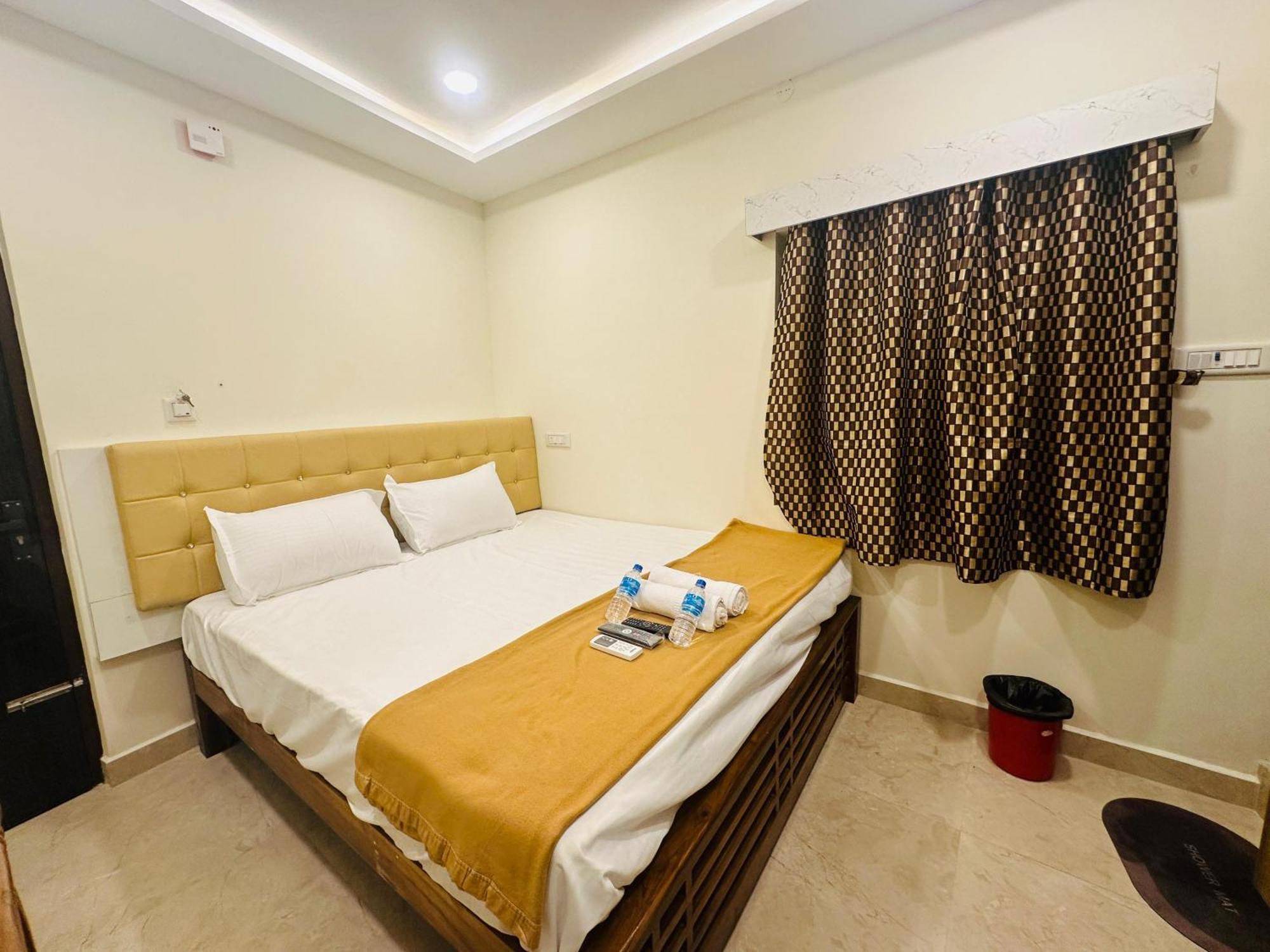 Mahadeepam Residency Villa Tiruvannāmalai Eksteriør bilde