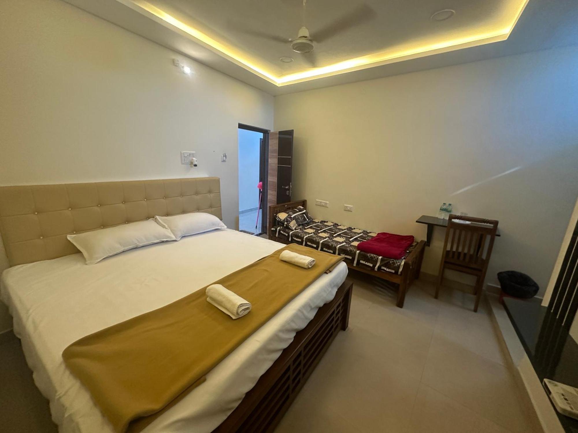 Mahadeepam Residency Villa Tiruvannāmalai Eksteriør bilde
